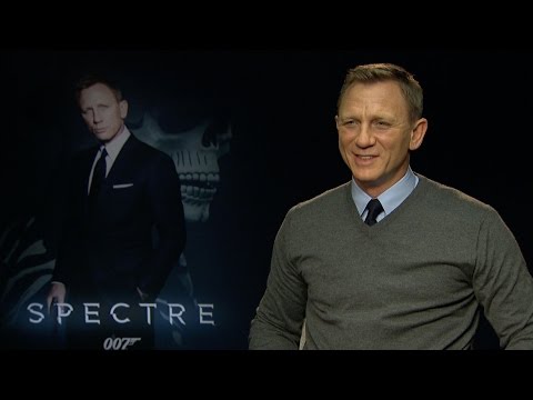 Daniel Craig Plays “Save or Kill” and Talks Working with Sam Mendes on ‘Spectre’