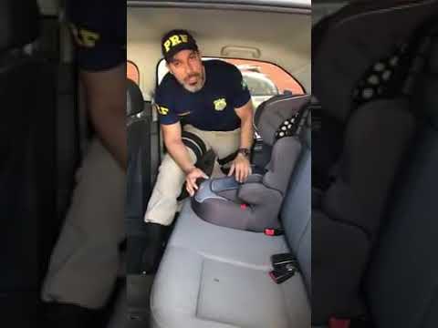 Vídeo: Como colocar a cadeirinha no carro: perguntas e respostas