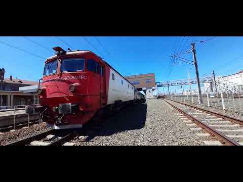EA  257 pãrãseste gara Arad cu IR 1766 Timisoara Nord - Iasi (Arad-Simeria)