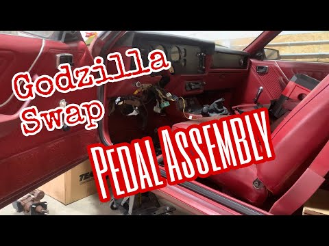 Godzilla Swap Foxbody! SCRAM SPEED BRACKET AND PEDALS!