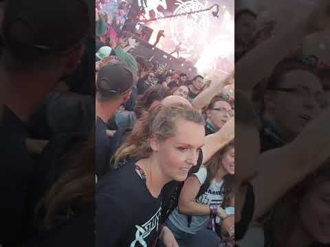 Giant fucking circle pit Lamb of god Hellfest 2019