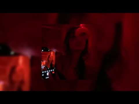 Ne-Yo feat. Juicy J, T-Pain - She Knows