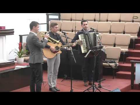 Grup Băieți Albini - Sus pe plaiurile cerului