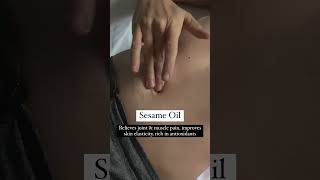 Download lagu Navel oiling or Nabhi Chikitsa is an ancient ayurvedic practice. mp3 Download lagu Navel oiling or Nabhi Chikitsa is an ancient ayurvedic practice. mp3
