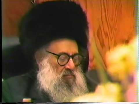 Shor Yoshuv October 1985 - Reb Shlomo speaks in his Succah