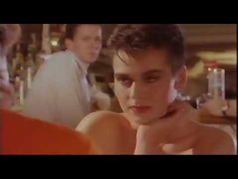 'IT'S GOODBYE' GLENN HODDLE & CHRIS WADDLE 1987