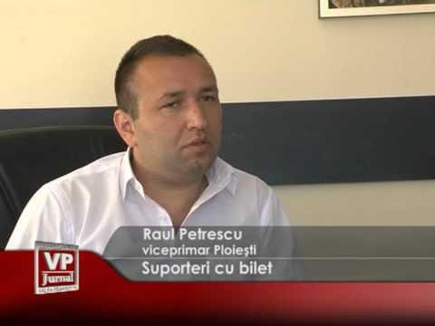 Suporteri cu bilet