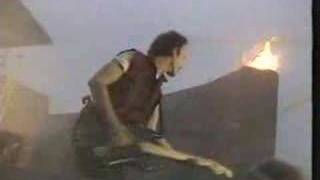 U2-Sunday Bloody Sunday