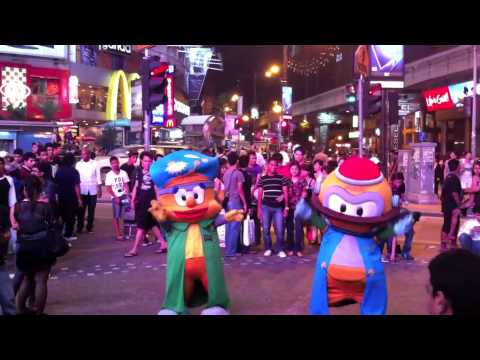 Super Junior Sorry Sorry Mascot Dance