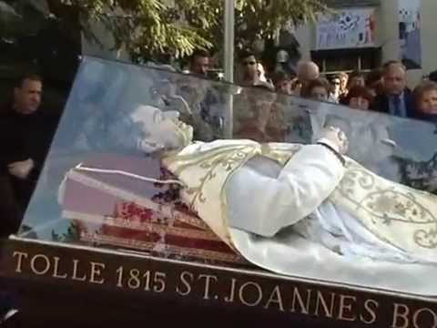 ONDA TG 30.10.2013 - ARRIVO URNA DON BOSCO CHIESA CRISTO RE SULMONA