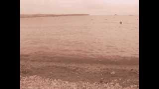 preview picture of video 'Геленджик. Шум волн моря. Отдых на берегу залива'