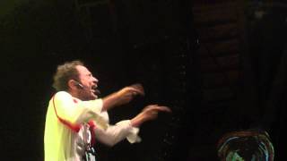 Tom Zé putaço no Circo Voador