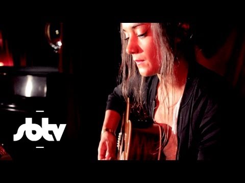 Ria Ritchie | "Wrong Side Of Paradise" - Stripped Bare [S1.EP2]: SBTV