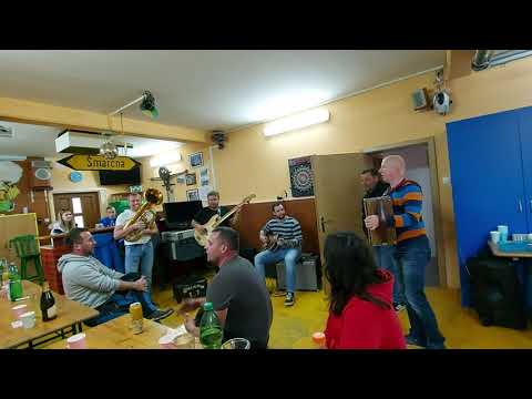 Ansambel Jarica- Pod Poncami (Lojze Slak)