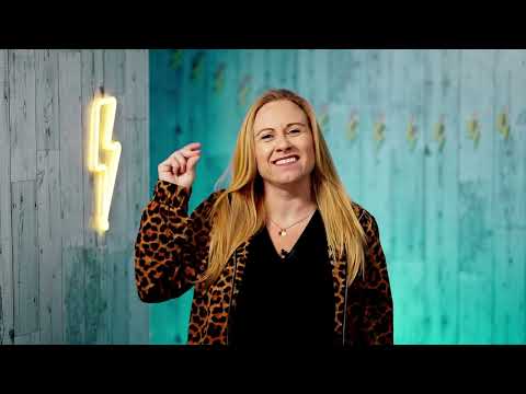 How to Make a Trending Outfit Change Instagram Reel