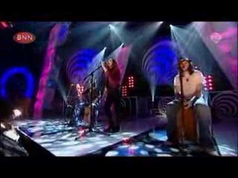 Sandi Thom - I Wish I Was a Punk Rocker (Live @ TOTP)