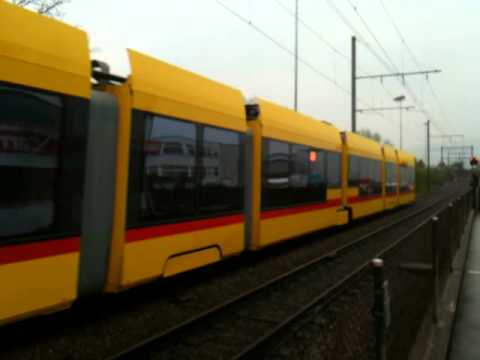 Tango Tram zwischen Therwil / Oberwil