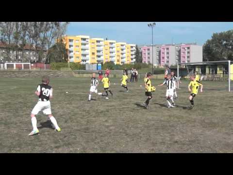 UKS Ruch Radzionków 2006 - Fundacja Piłkarska Silesia Piekary Śląskie 2:2 (1:2)