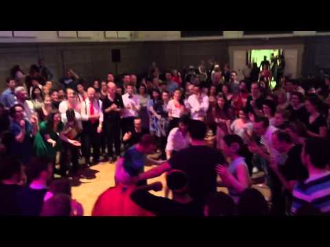 Lindy hop jam circle! Down for the Count & Swing Patrol London - Jumpin' at the Woodside