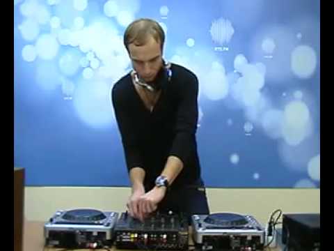 19:00:00 - ON @ RTS.FM - 22.03.2010