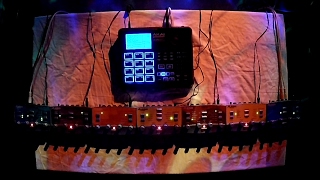 Video thumbnail for Alesis Mod FX + Akai XR20 by Kablehead