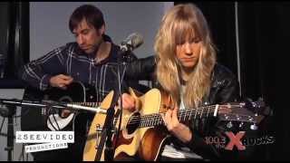 Ume &quot;Black Stone&quot; Acoustic X Session