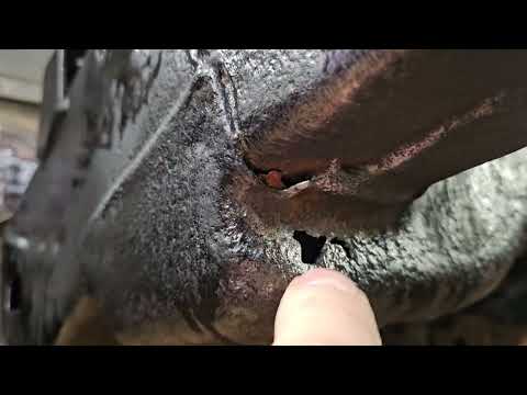 2015. GADA TOYOTA HILUX JAU JĀMETINA RĀMIS