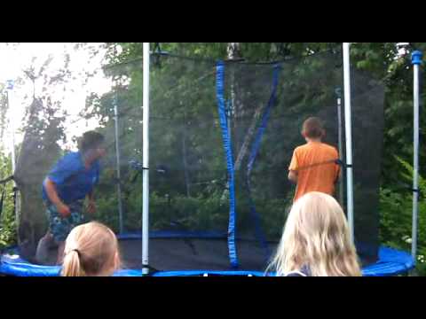 Trampoline på Åssiden
