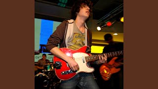 Pull Me In (Live From HMV Oxford Circus,United Kingdom/2006)