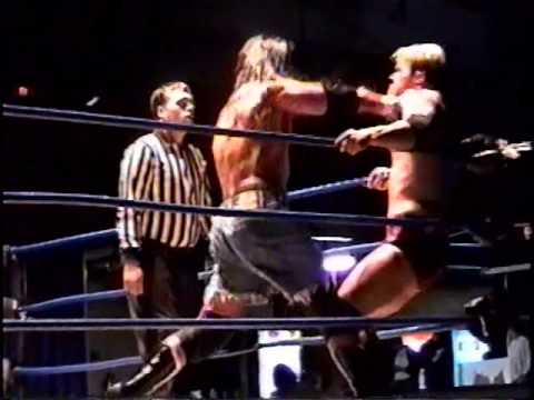 Bobby Roode vs Wildman Gary Williams RAW July 18th 2001