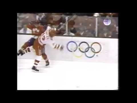 Eric Lindros hit Yuri Khmylev Feb. 16/1992
