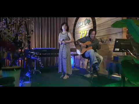 Thể hiện bởi Hoài Mỹ
