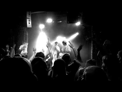 Loka-Sakke ft. MC Arvoitus & MC Robo - Skumppajumppa (HQ)