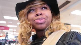 Vlogmas 2017 | Day 19 | ARE YOU SUPPOSE TO GO BROKE BECAUSE OF THE HOLIDAYS???