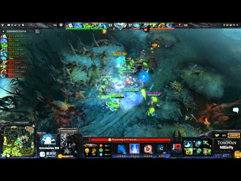 Epic base race between DK and VG in Game 2 of Sina Cup Grand Finals
