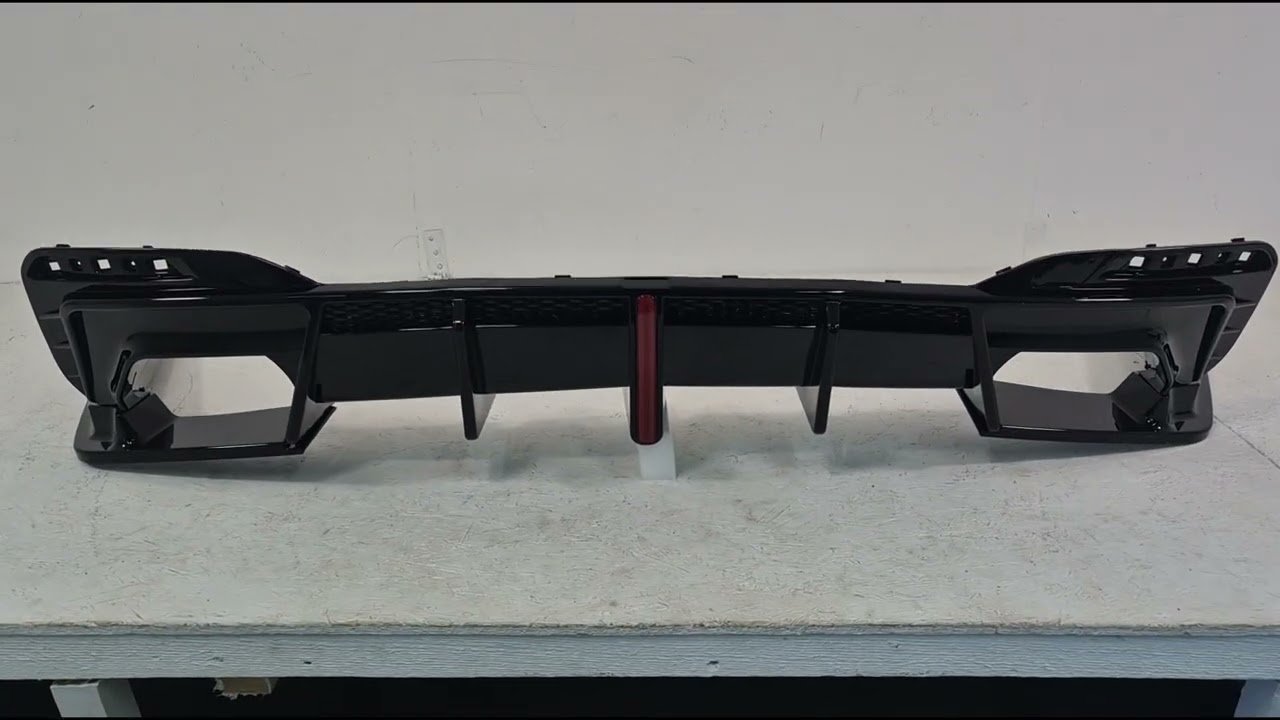 BMW 5-serien G30/G31 2017–2023 Bakre diffuser i BMP-stil (för M-Sport/M5 F90) Video 1