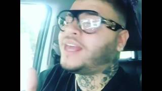 Farruko canta blockia