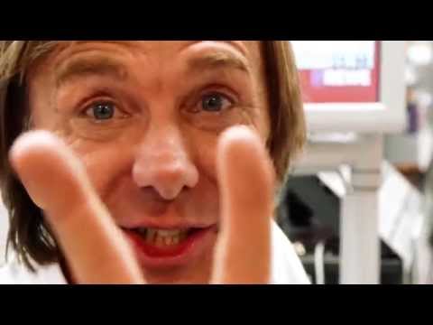 ANTENNE BAYERN-Leiki arbeitet 1 Tag im Supermarkt für 1 zusätzlichen Feiertag