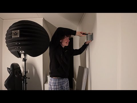 BEN BYGGER HEMMASTUDIO...