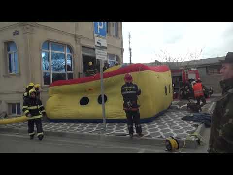 Fövqəladə Hallar Nazirliyi Bakı Avrasiya Universitetində yanğın-taktiki təlim keçirib2