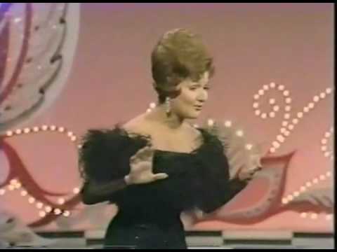 Marilyn Maye Performs "You're Gonna Hear From Me" & "Cabaret"