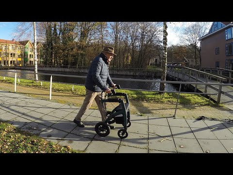 The Rollz Motion Rhythm was tested by a Parkinson's patient to counter his gait episodes