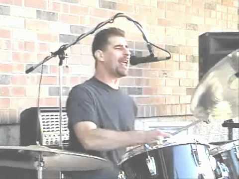 Three Dog Night  Joy to the World  short clip Michael Ludwig Portaro,  Lone Drummer