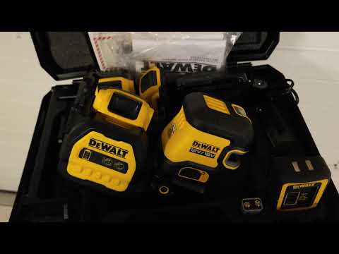 The New cros line dot Laser From DeWalt dce825d1g18
