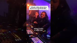 Download lagu The hardest transition ever! #dj #emcee #worklife #weddingdjmalaysia #emceemalaysia #djs #djing mp3