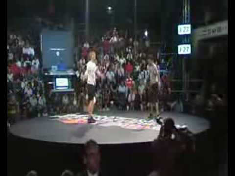 ballartisten.com pres. Daniel Rooseboom (NL) vs. Dominik (GER) Red Bull Street Style Final 2008