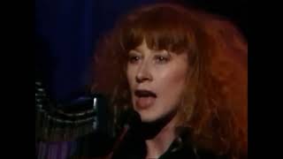 Loreena McKennitt -  The Lady Of Shalott - Live from the Juno Awards - 1992