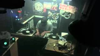 live show 6 16 12  djquick e  on the tables