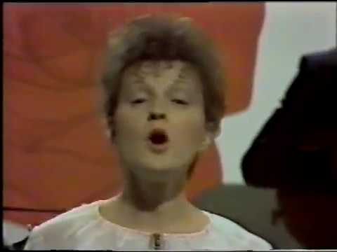 PRED NAŠIM OBLAČKOM - Marica PUŠKAŠ