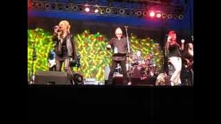 B-52s Live in Del Mar 2013 singing Lava Love
